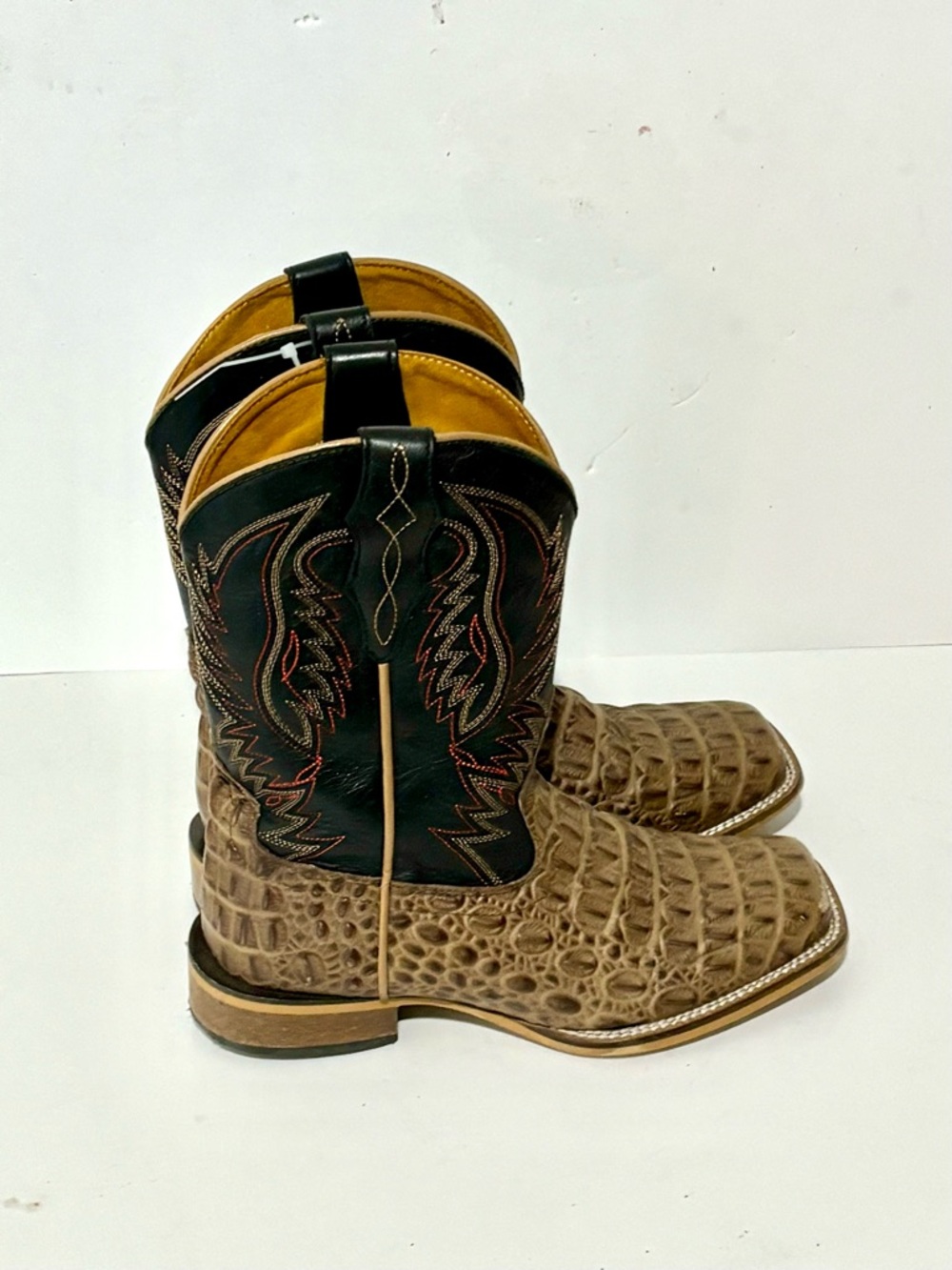 Cavender’s Exotic Pattern Western Cowboy Square Toe Boots Animal Boys Size 4